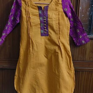 Women's Short Kurti