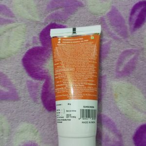 The Derma Co 2 % Hyaluronic Acid Sunscreen Aquagel