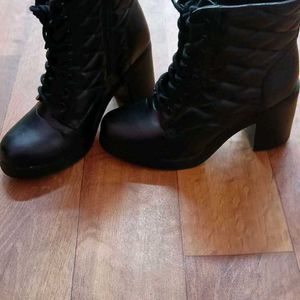 Quilted Lace Up Boots