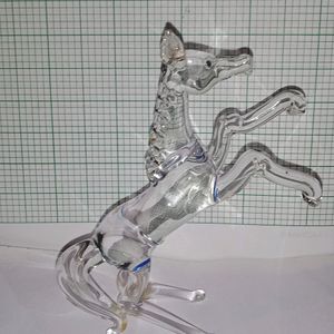 Glass Horse Idol