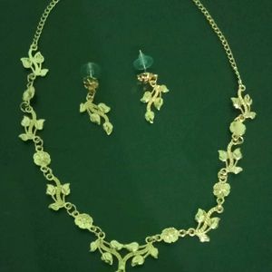 Neckless With Earings