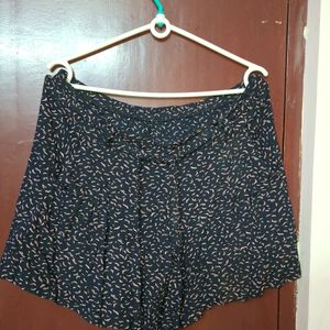 Printed Shorts With Belt