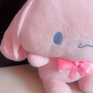 Pink sakura Cinnamoroll