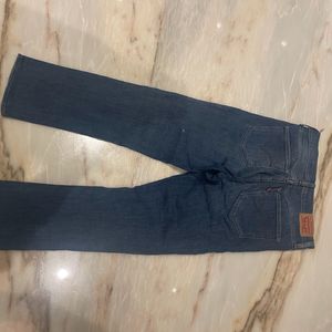 Levi's Blue High Waisted Jeans In 27