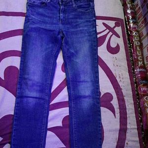 Women's Formal Denim Pant Comfortable aur Stylish