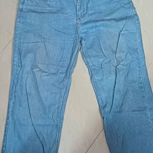 Light Blue Straight Fut Jeans