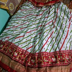 Laharia Patola print Lahenga Choli