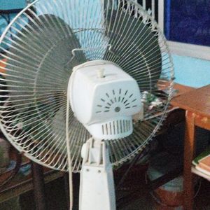 Table Fan