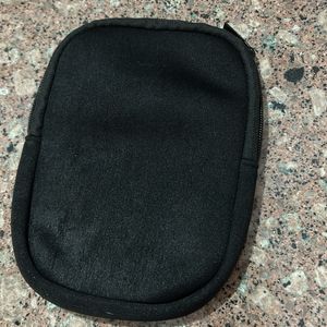 Electronic pouch with zipper for Headphones