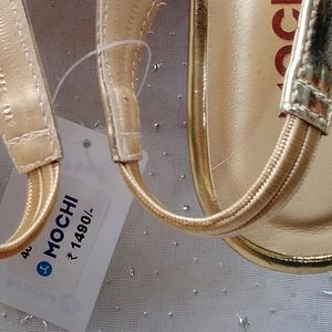 Original New With Tag Golden Mochi Sandals. All Pi