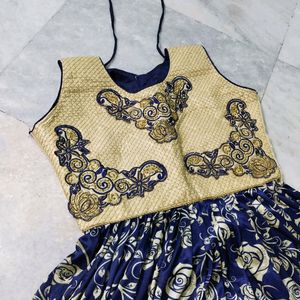 Gown (Navy Blue)