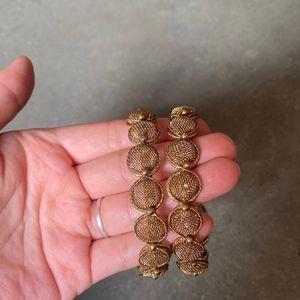 Stylish Bangles And Earrings Combo