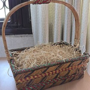 New Wooden Gift Hamper Basket ✨️