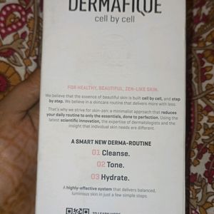 Dermafique Skin Tone Perfector