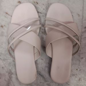 Women Flats (G-37)