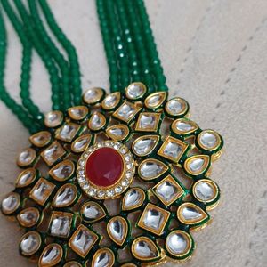 Classy Green And Kundan Jewel