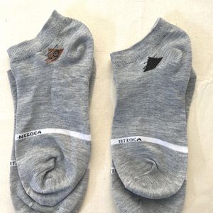 New- 2 Pairs Of Grey Socks