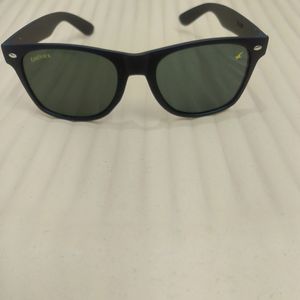 Bumper Sale 🔥Fastrack Wayfarer sunglasses (Black)