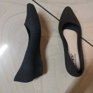 Black Open Shoe With Heels.