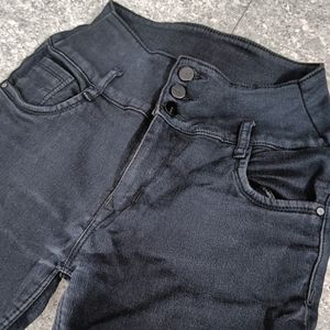 Black High Waist Jeans