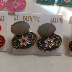 5 Earrings Combo Set