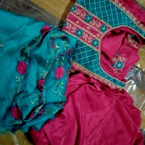 Suit With Dupatta