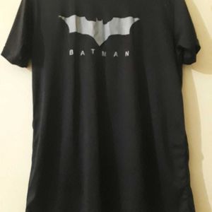 "Batman Black Logo T-Shirt"