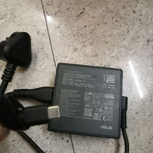 ASUS LAPTOP CHARGER NEW AND ORIGINAL 90 WATT