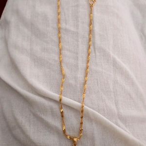 Round Gold Colour Hearts Chain