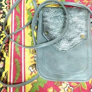 Mobile Hand Bag