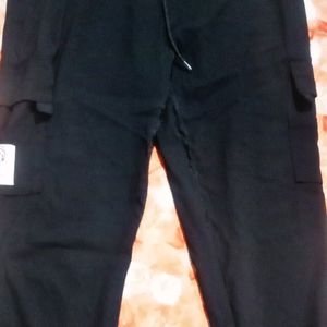 black active joggers for women (flaw shown)