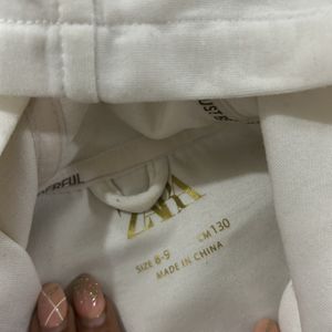 Zara Sweatshirt With Hoodie 8to 9 Year