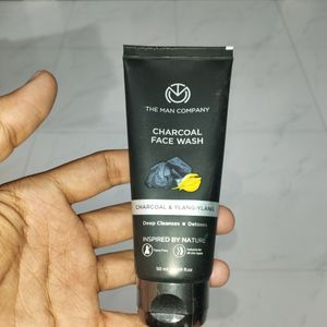 The Man Company Charcoal Face Wash