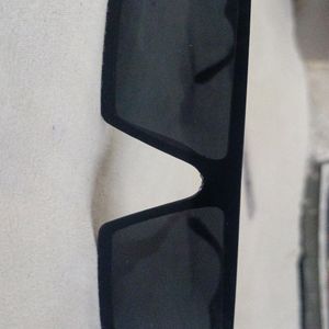 Square And Flat Shape Goggles