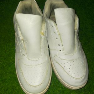 Unisex White Sneaker Uk 6