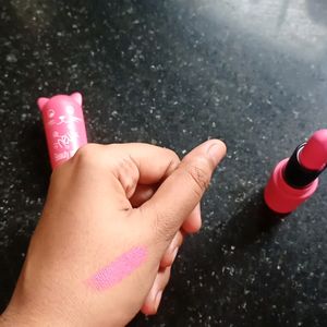 Osam mekup palett, pink lipstick 🤩🤩