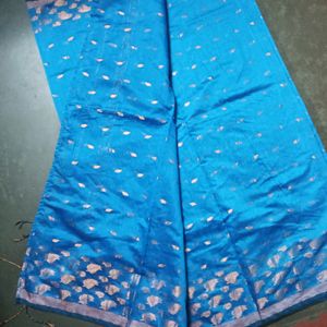 Beautiful Saree With Blouse Piece