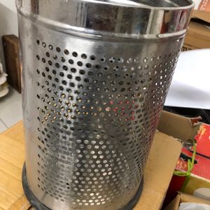 Stainless Steel Mesh Dustbin