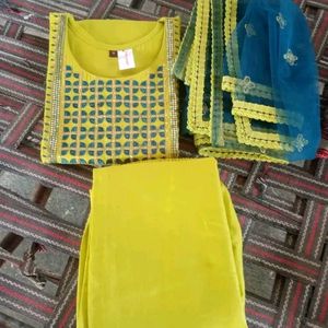 Kurti Pant Dupatta Set