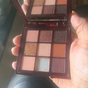 Huda Beauty Chocolate Brown Eyeshadow Palette