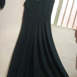 ⚫Black⚫ Shimmery Long Gown Size:Xl.