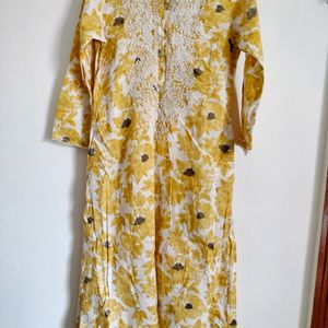 Floral White & Yellow Embroidered Kurta