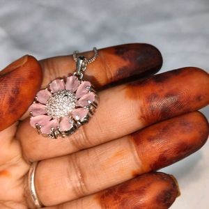 Flower Shape Pink Silver Set