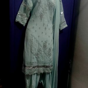 Embroidery work Kurta set Size issue