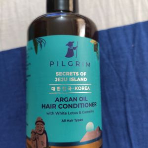 Pilgrim Jeju Essentials Hair Kit
