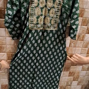 Dark Green Kurta And Pant