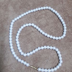 Pearl Beaded Necklace