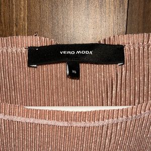 🎀VERO MODA Pleated Top🎀