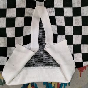 crop black and white Korean top