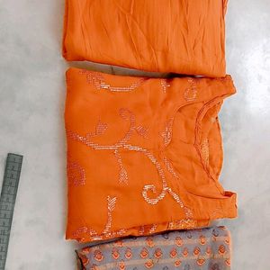 Kurta Set With Printed Dupatta